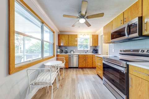 Kitchen | Keurig K-Duo | Dishwasher