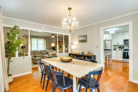 Dining Area | Dishware/Flatware