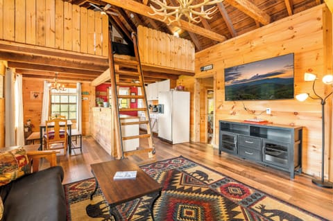 Welcome to Hilltop Farmhouse!