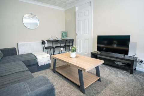 Living Room / Lounge