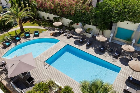 Holiday Home Swimming Pool