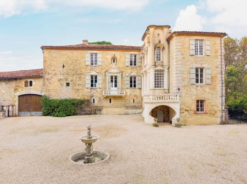 Drive and Front of Chateau