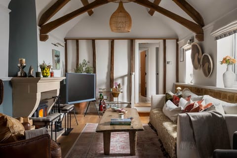 May Cottage Living