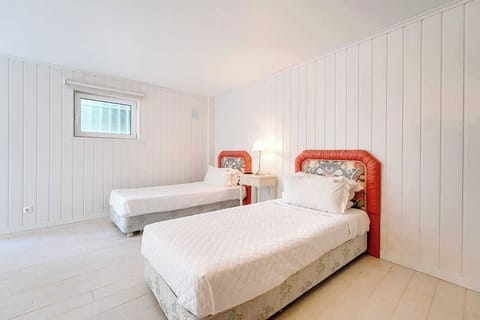 2 Singel beds