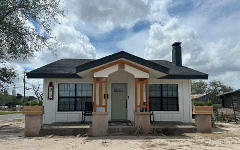 Front of Frank's Casita Blanca