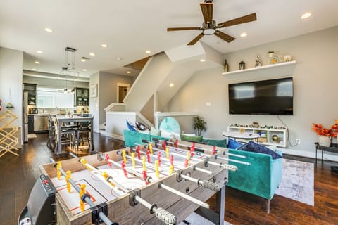Houston Vacation Rental | 3BR | 3.5BA | 1,792 Sq Ft | Stairs Required