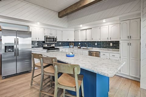 Fully stocked kitchen