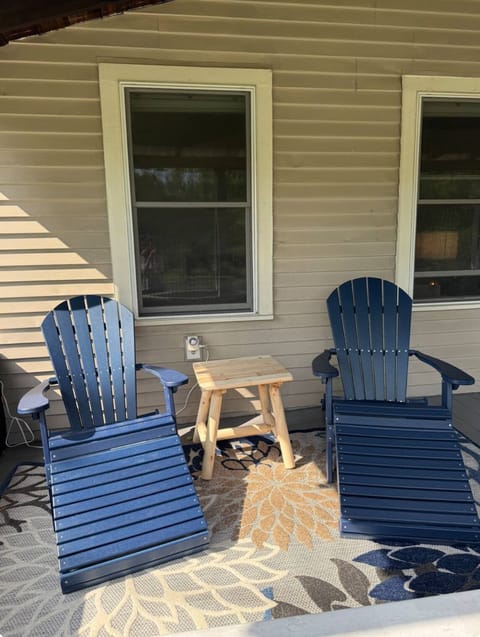 There is a Wireless lantern in the coffee area to use