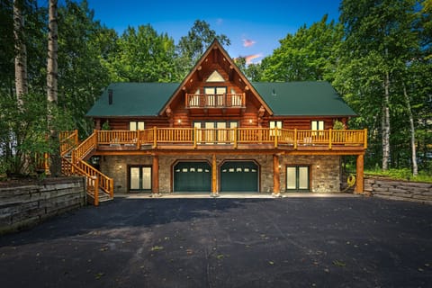 Set on 5 acres come enjoy Holiday Hill and the Door County Landscape!