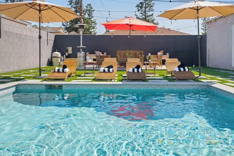 Refreshing pool