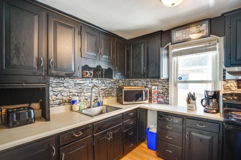 Kitchen | Cooking Basics | Coffee Maker