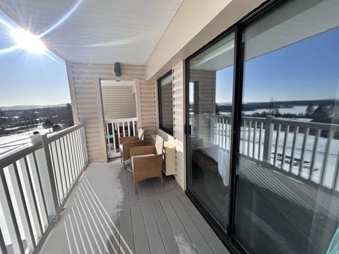 Private Balcony w/ Lake View