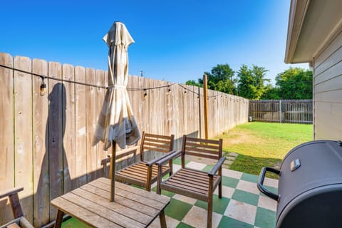 Patio | Outdoor Dining Area | Pellet Grill