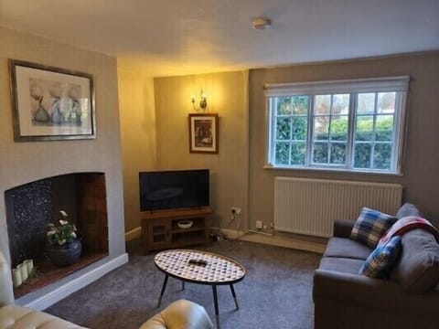 Living Room / Lounge