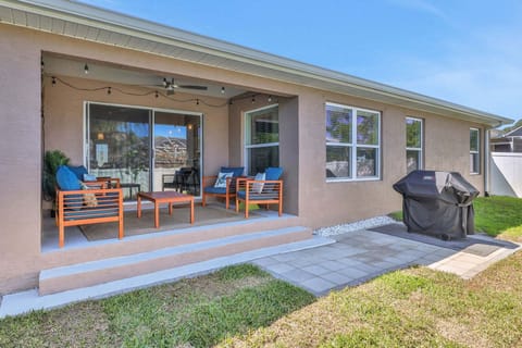 Grille and seating area perfect for hosting your family and guests