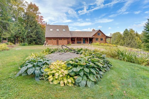 Property Exterior | Driveway (6 Vehicles) | No Garage Parking