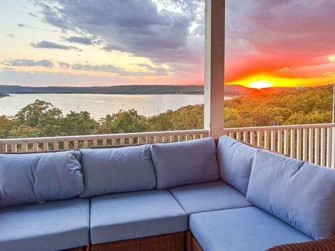 Lakeview sunset from the primary balcony