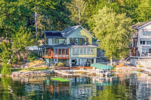 Fair Haven Vacation Rental | 4BR | 3BA | Stairs Required | 2,100 Sq Ft