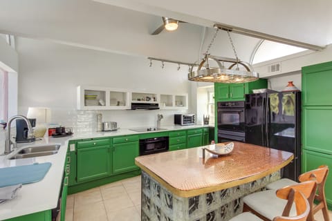 Kitchen | Dishwasher | Double Wall Oven | 2nd Floor