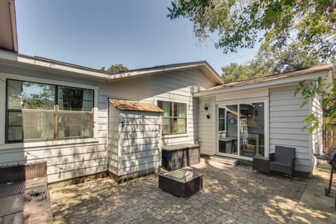 Patio | Charcoal Grill | Seating