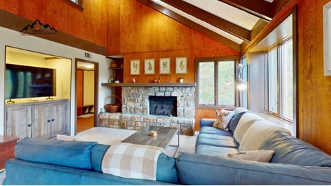 1 Living Room