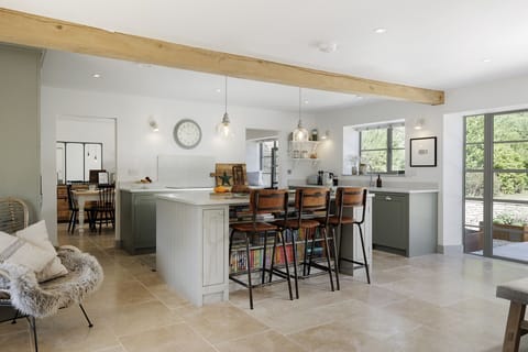 The Tallat Kitchen - StayCotswold