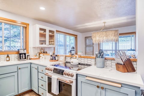 Sunshine and Sweaters-112