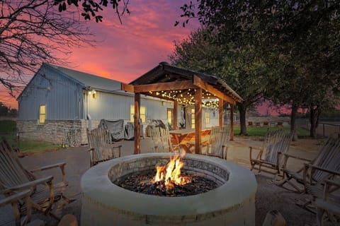 Firepit and outdoor relaxation