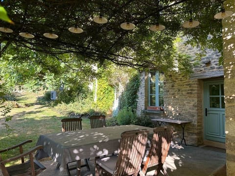 Table à manger extérieure