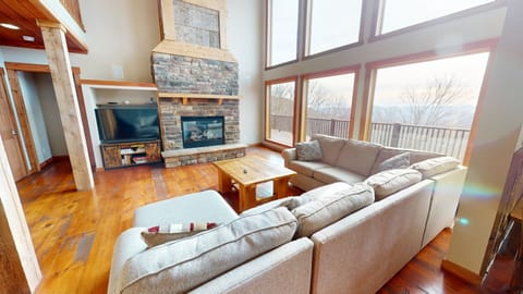 Indoors, Furniture, Living Room, Hardwood, Couch