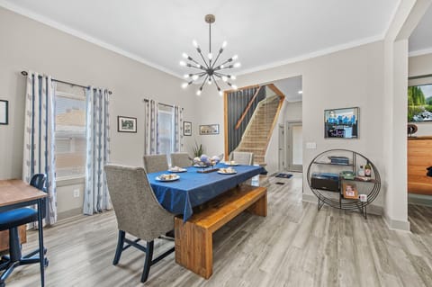 Plenty of seating space and spaces to relax.