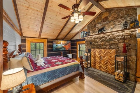 Please note: the fireplace is non operational and only serves as a part of the interior design of the home. 