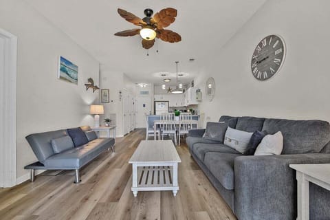 Living and Dinning Room.