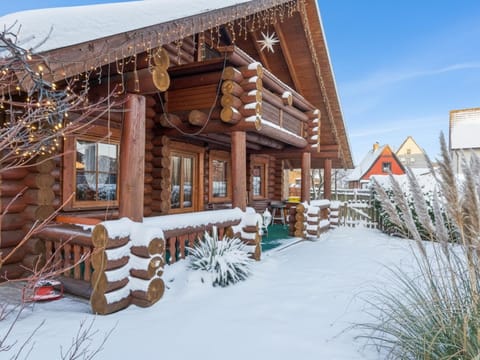 Holiday Home Exterior [winter]