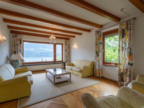 Chalet Birkmayer by we rent - Chalet Birkmayer, Ski-In/Ski-Out & Lake view Apartment in Zell am See