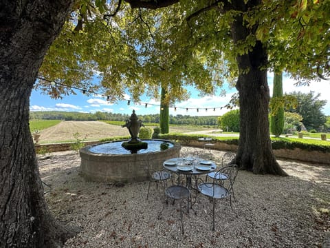 exterior, garden, fountain, vineyards