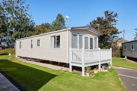 Leon's Retreat, Cresswell - Host & Stay