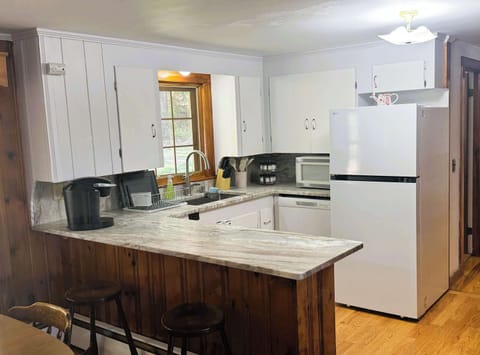 Nicely equipped kitchen for your culinary creations.