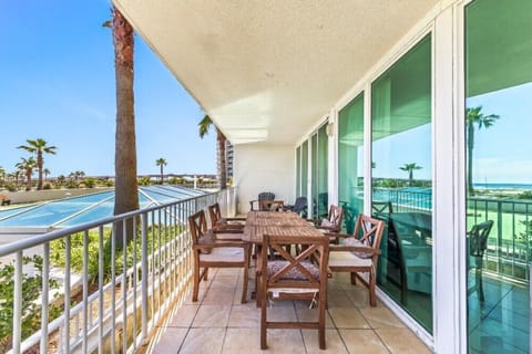 Welcome to Caribe C212