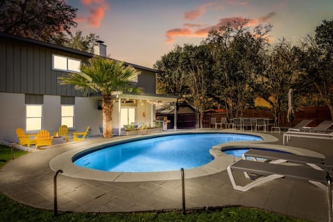 Slip into serenity with a starlit swim — the perfect end to your day at The Tree House