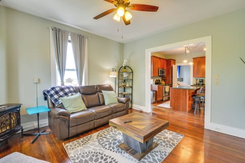 Sackets Harbor Vacation Rental | 2BR | 1BA | 795 Sq Ft | Steps to Enter