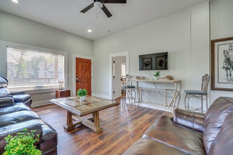Greensboro Vacation Rental | 5BR | 5BA | 2,500 Sq Ft | 2 Steps to Enter