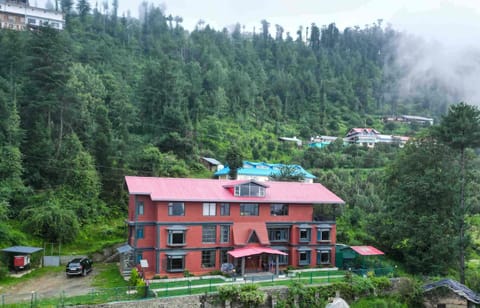 The Himalayan Shire- luxury villa in shimla