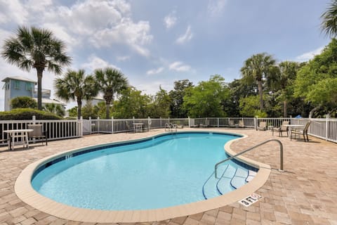Santa Rosa Beach Vacation Rental | 1BR | 1BA | 583 Sq Ft | Stairs Required