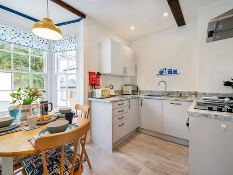 Interior Design, Flooring, Furniture, Floor, Countertop, Kitchen, Ceiling, Home, Apartment, Major Appliance