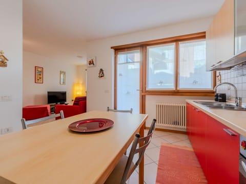 Interior Design, Ceiling, Flooring, Kitchen, Room, Floor, Apartment, Countertop, Furniture, Cabinetry