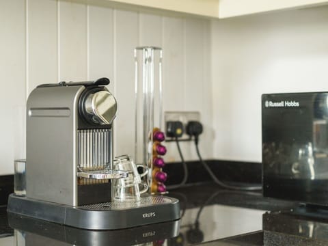 House, Roof, Cottage, Rural Area, Home, Village, Yard, Farmhouse, Mountain Village