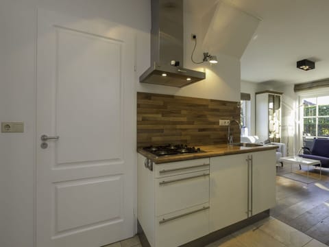 White, Number, Screenshot