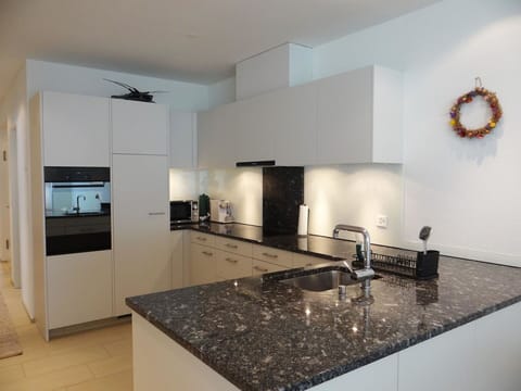 Roof, Thatching, Cottage, House, Village, Farmhouse, Hut, Estate, Driveway