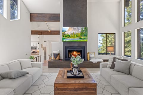 Living room upstairs 